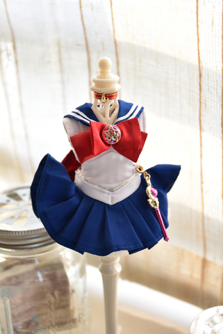 美少女戦士セーラームーン」のミニチュアドレスが登場 - アキバ総研