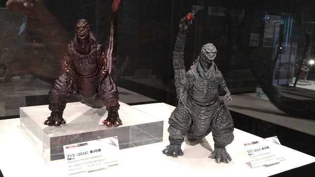 豪華な S.H.MonsterArts ゴジラ 2016 第4形態 夜間戦闘Ver