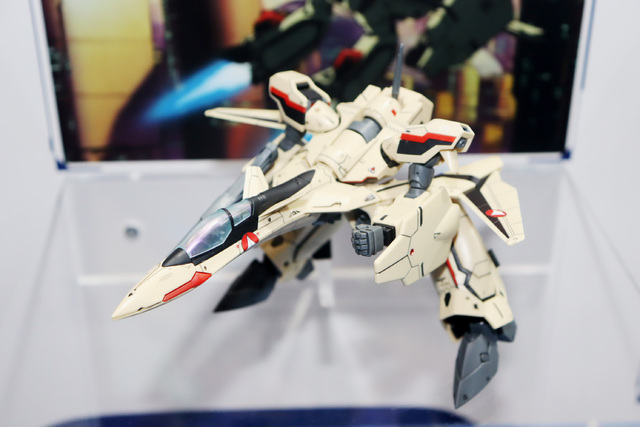 マクロプラス」YF-19がHGブランドでプラモデル化！ - アキバ総研