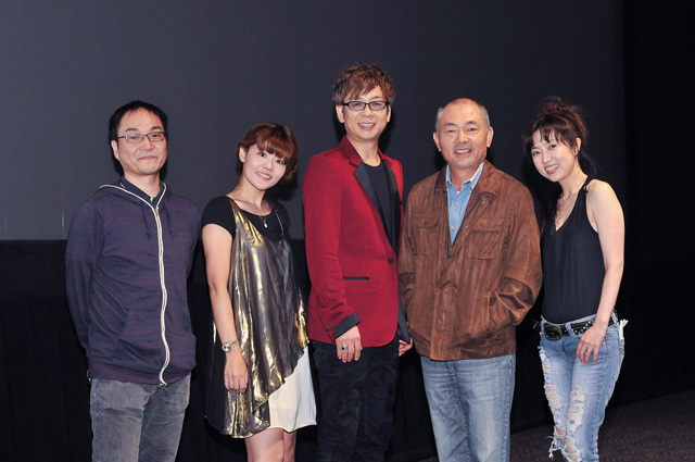 左から、佐藤大さん、多田葵さん、山寺宏一さん、石塚運昇さん、林原めぐみさん