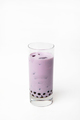 ■ティーの紫芋タピオカミルク　700円（税込） ティーの髪の色をイメージしたタピオカミルク。 紫芋の甘さでまったりとしたひとときをお届けします。