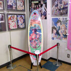 TVアニメ「TARI TARI」仕様の痛サーフボードが登場！ 江ノ島でのサーフィンに最適