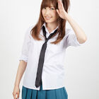 声優・内田彩、コスプレで女子高生ギャル姿に！　「レーカン！」のイベントでは生コスプレでキャラソン歌唱