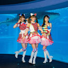 アニメ映画「プリパラ」最新作、「SoLaMi SMILE」の3人がオオサカ・プの海ピュー館を訪問！　親子試写会レポート