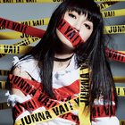 「マクロス」シリーズ最年少歌姫・JUNNA、ソロデビューミニアルバムのジャケット写真＆新アー写を公開！