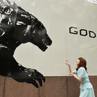 新宿に2体目のゴジラ出現!? 花澤香菜とアニメ映画「GODZILLA 怪獣惑星」奇跡の2ショットが実現!!